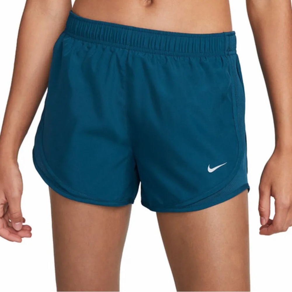 🏃🏼‍♀️Nike Women's Teal Athletic Shorts